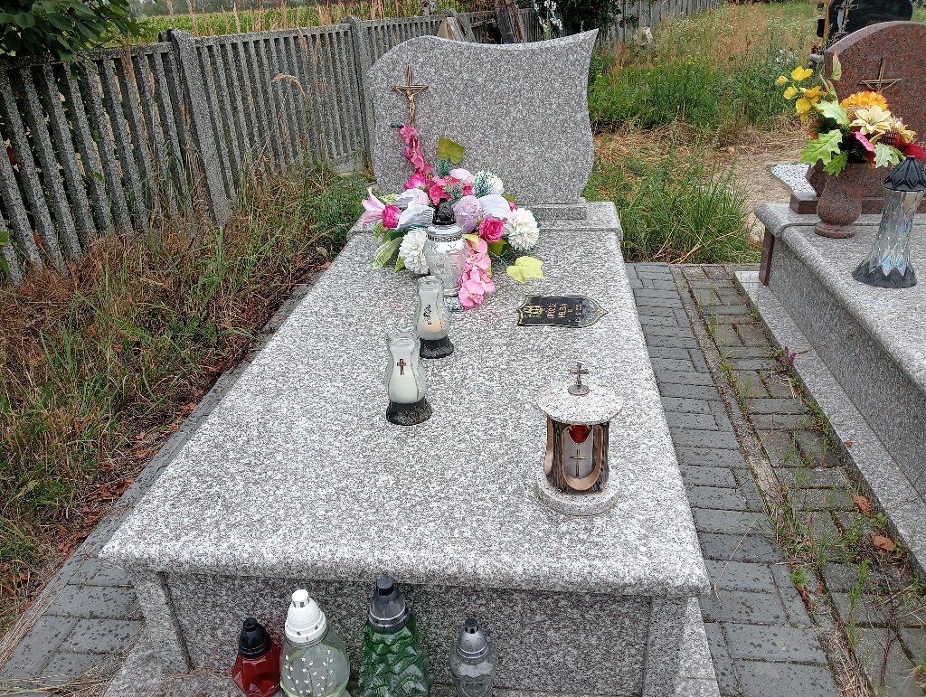 Grób Helena Dróżdż