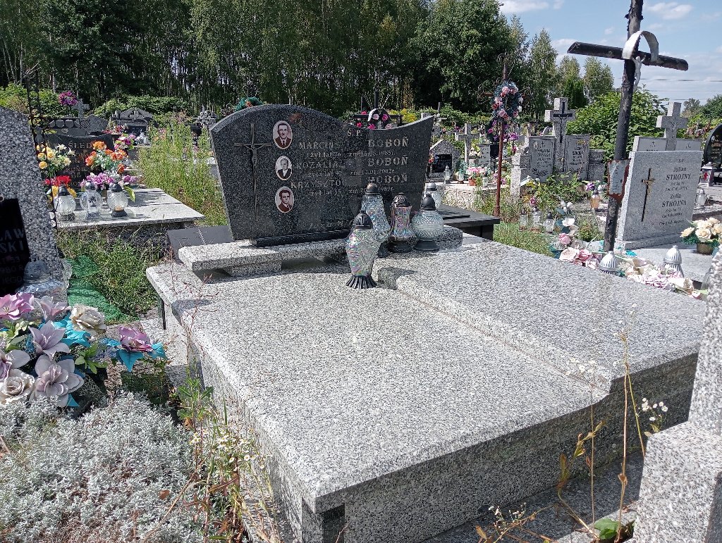 Grób Rozalia Boboń