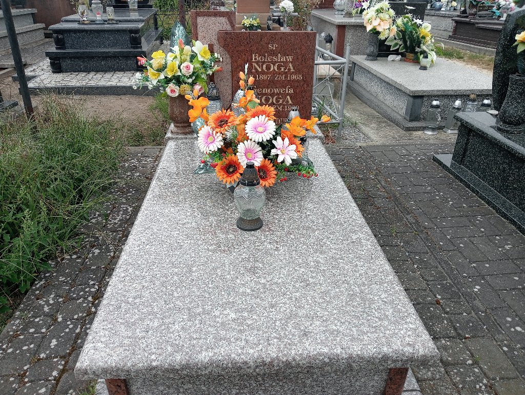 Grób Genowefa Noga