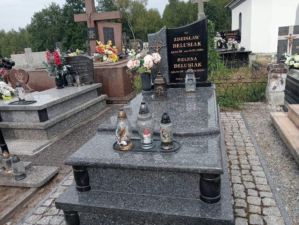 Grób Helena  Belusiak