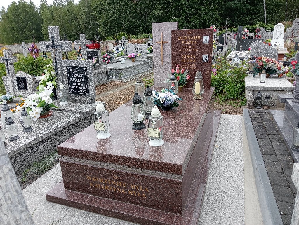 Grób Bernard Plewa