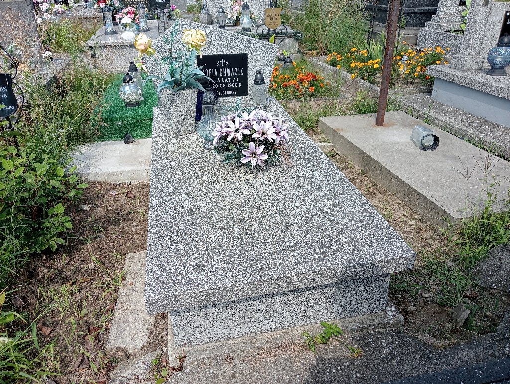 Grób Zofia Chwazik